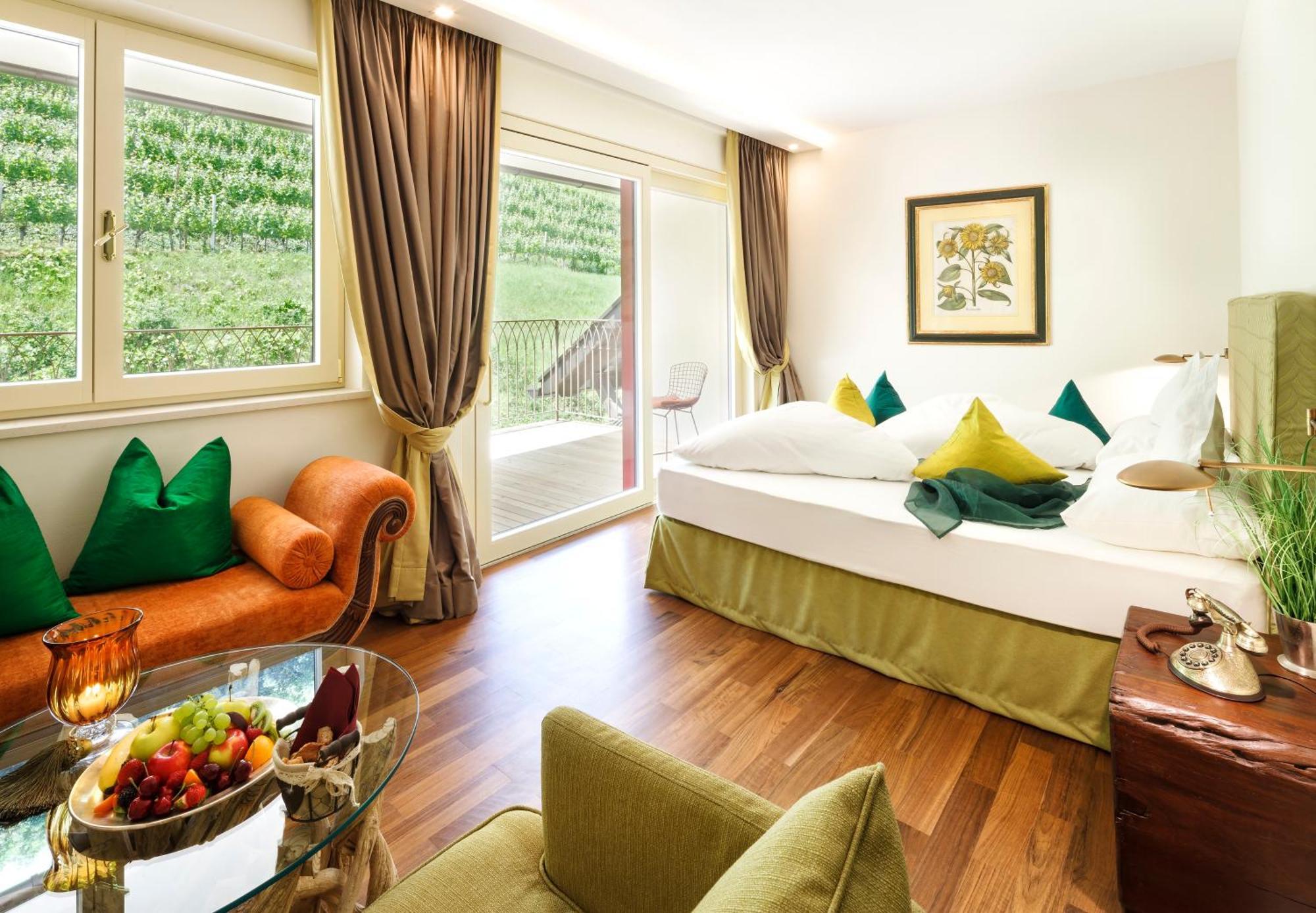 Schloss Hotel Korb Appiano Sulla Strada Del Vino Zewnętrze zdjęcie