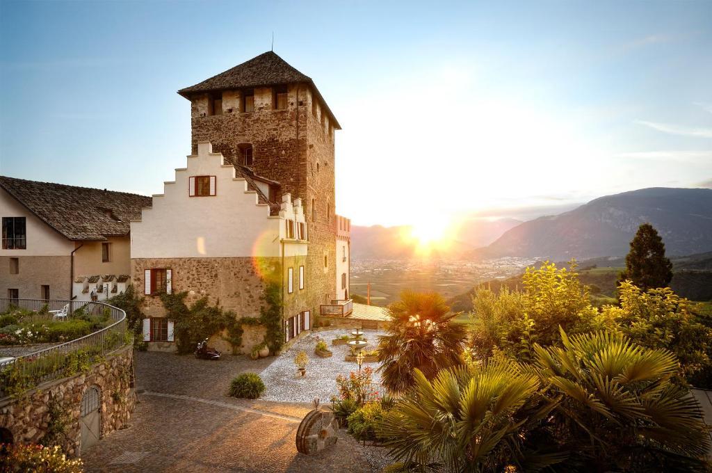 Schloss Hotel Korb Appiano Sulla Strada Del Vino Zewnętrze zdjęcie